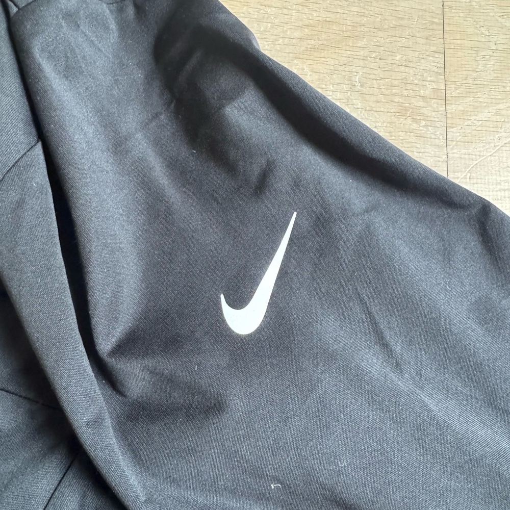 Malbon x Nike - Picture 6 of 8